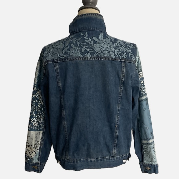 Johnny Was Workshop Bandana Patched Denim Jean Jacket Embroidered Silk Medium - Picture 3 of 13